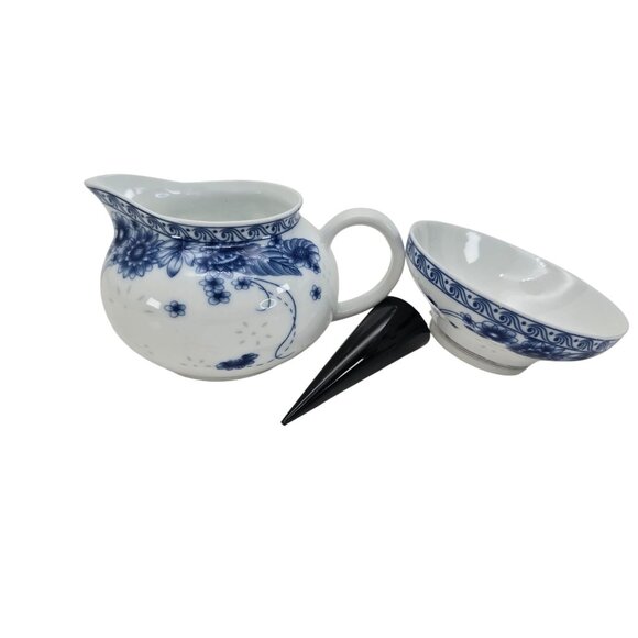 Vintage Blue & White Porcelain Oil & Vinegar Dispenser With Funnel Set JE112 - Picture 1 of 12